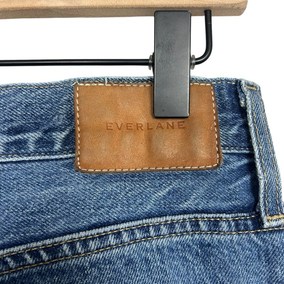 Everlane Womens medium wash The 90s cheeky straight jean size 28 button fly - Picture 3 of 9